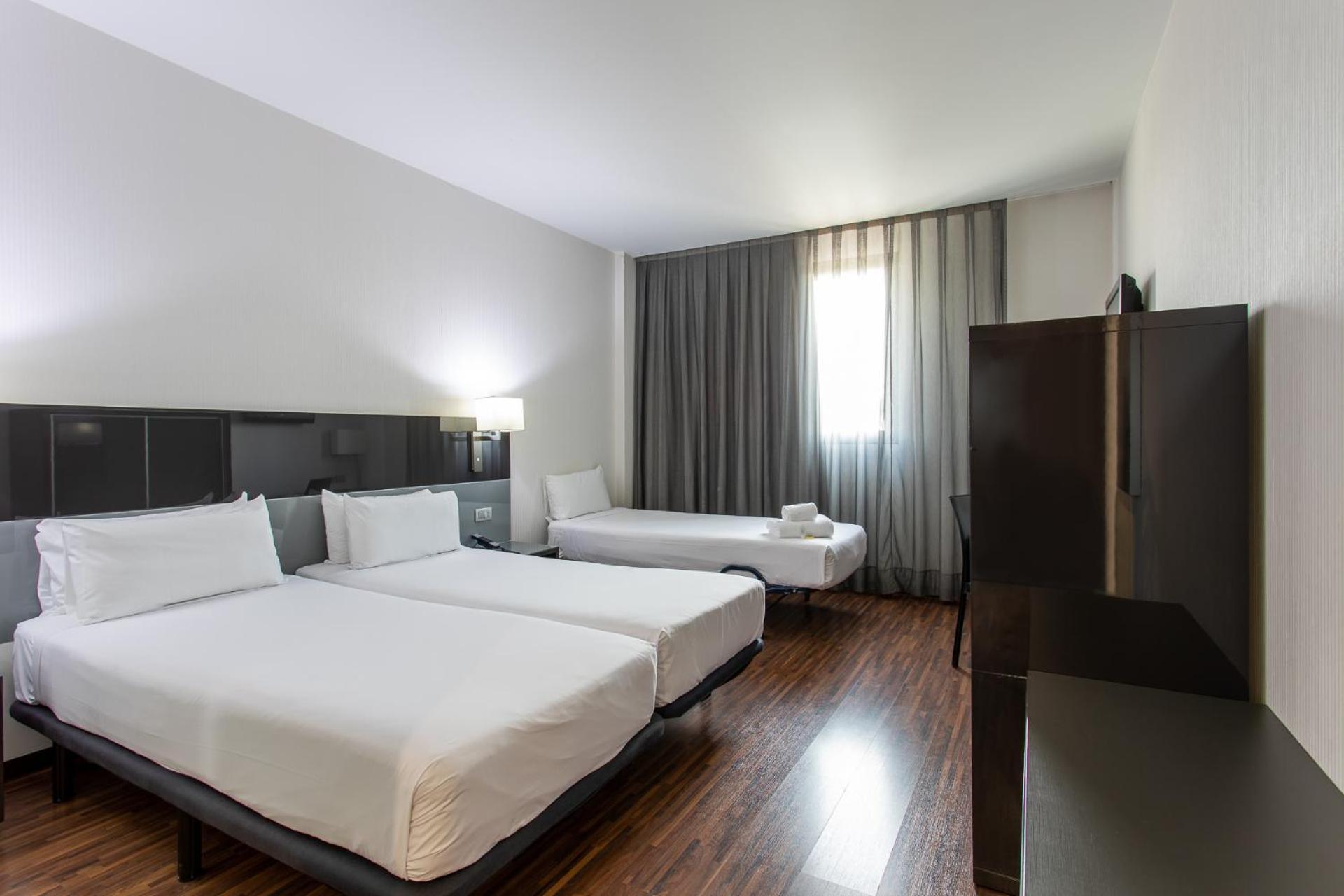 Hotel Ciudad De موستولس المظهر الخارجي الصورة