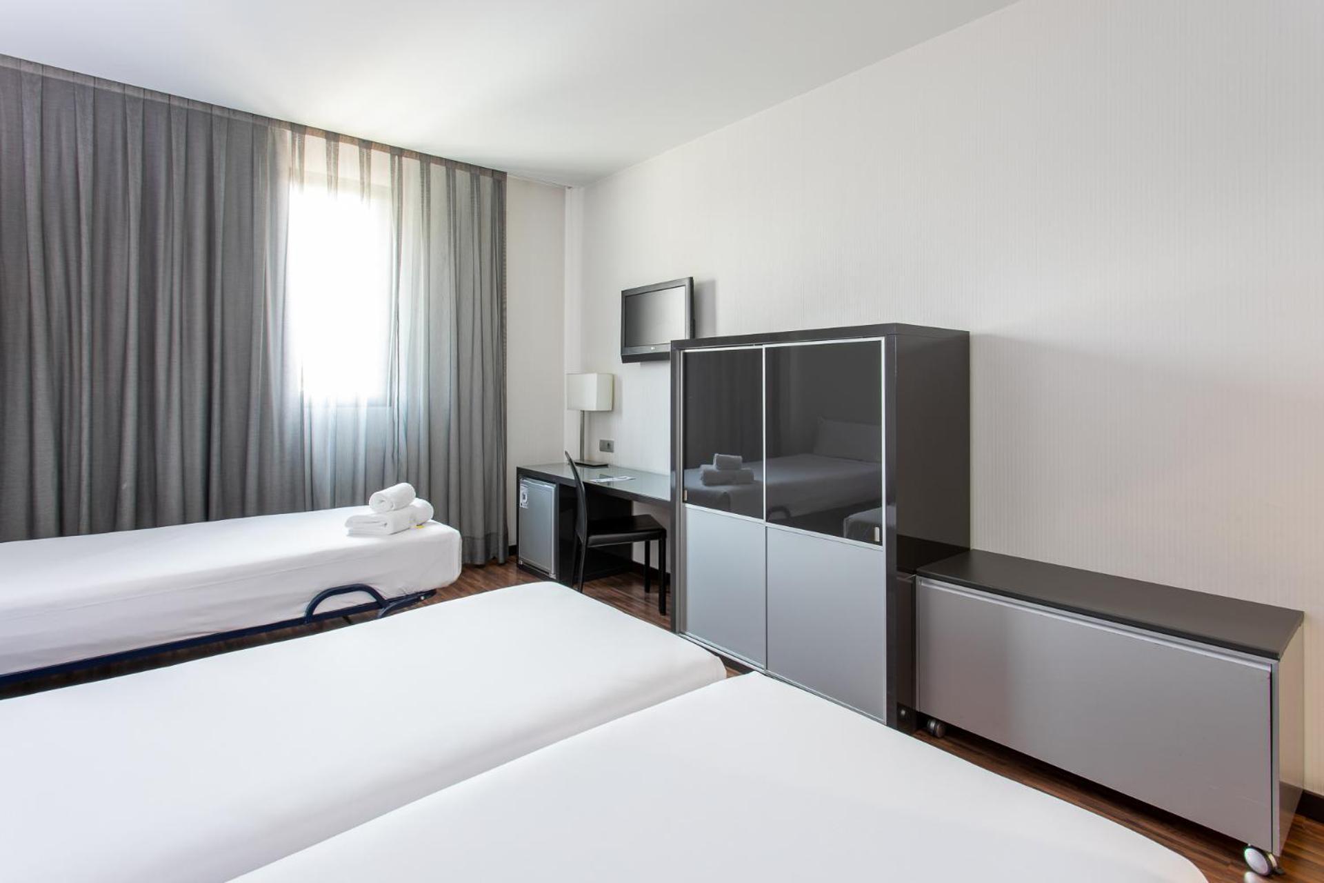 Hotel Ciudad De موستولس المظهر الخارجي الصورة