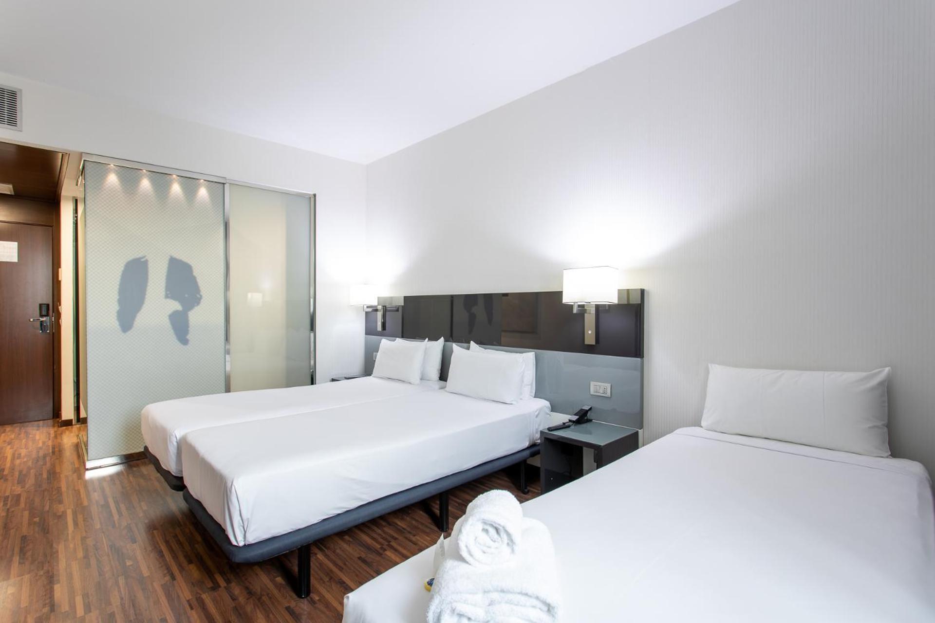 Hotel Ciudad De موستولس المظهر الخارجي الصورة