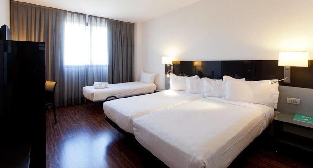 Hotel Ciudad De موستولس المظهر الخارجي الصورة